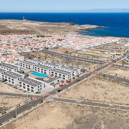 Appartement Home2book Nordes Pool & Terrace,